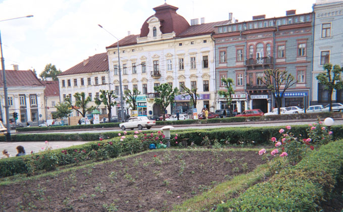 Ringplatz-east-side.jpg