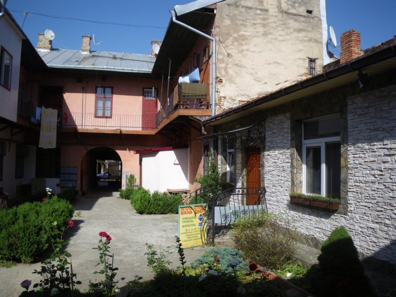 t144514_13.jpg