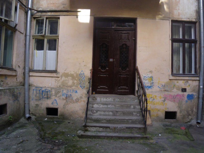 t144515_21.jpg