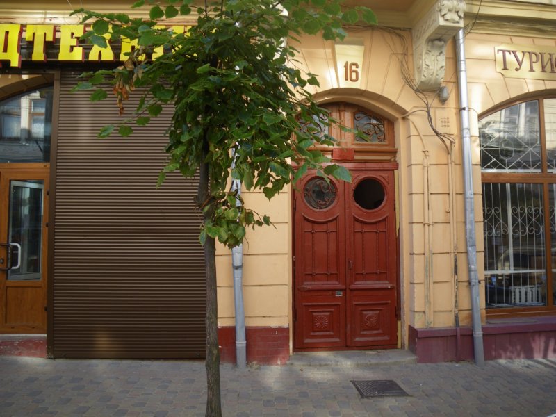 t144516_51.jpg