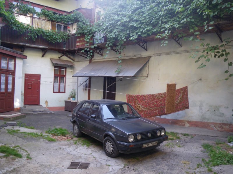t144517_61.jpg