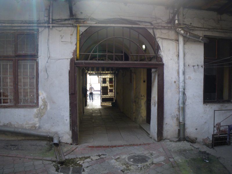 t144517_71.jpg