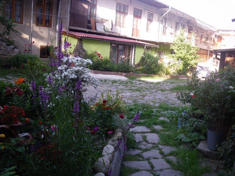 t144518_84.jpg