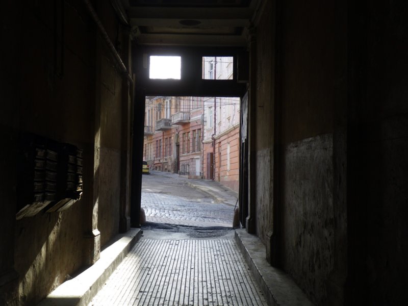 t144519_115.jpg