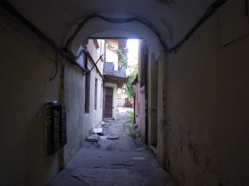 t144519_116.jpg