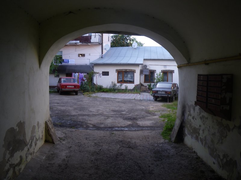 t144521_151.jpg