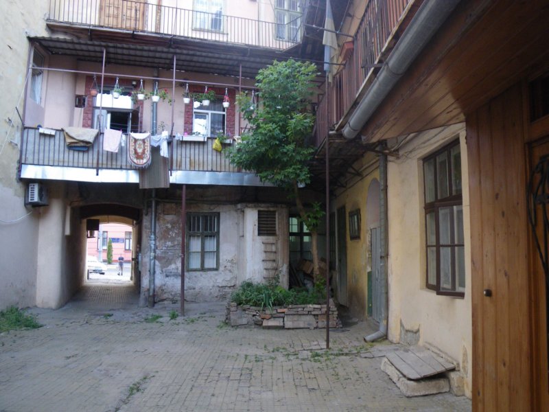 t144522_182.jpg