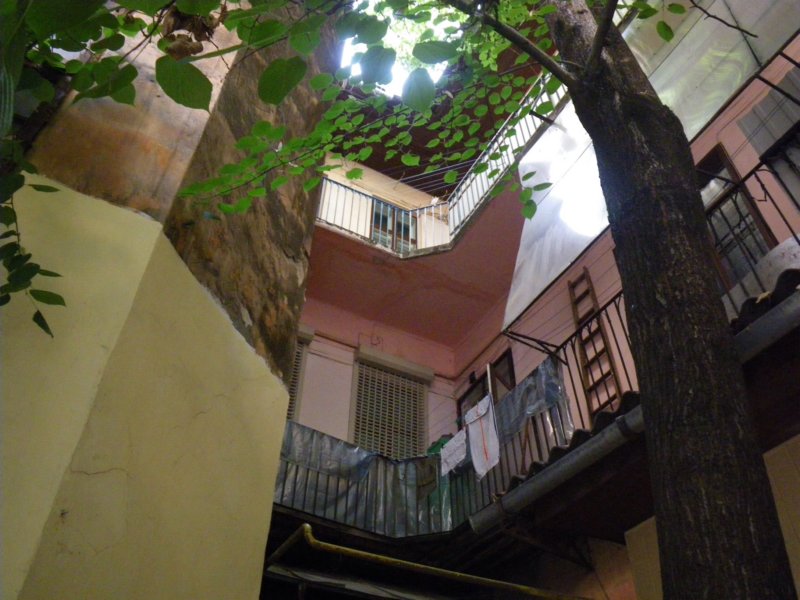 t160025_17.jpg