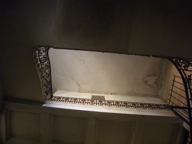 t160025_21.jpg