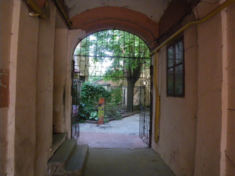 t160025_27.jpg