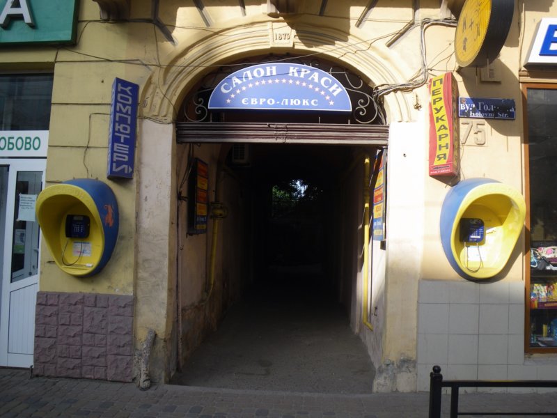 t160026_37.jpg