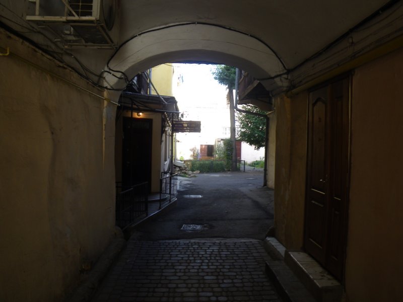 t160026_39.jpg