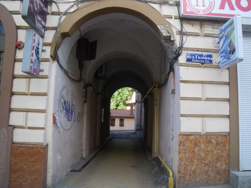 t160029_101.jpg