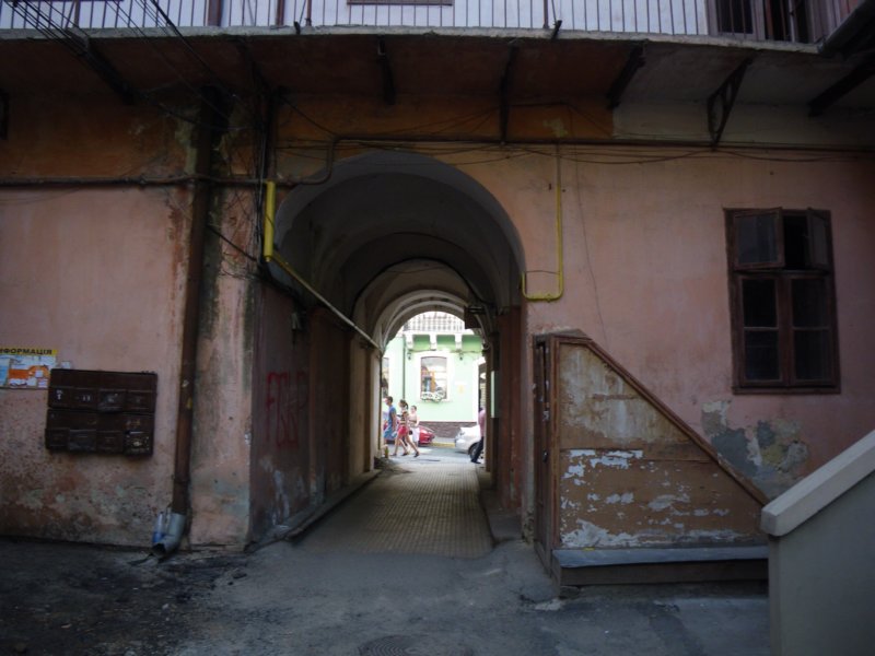 t160029_97.jpg