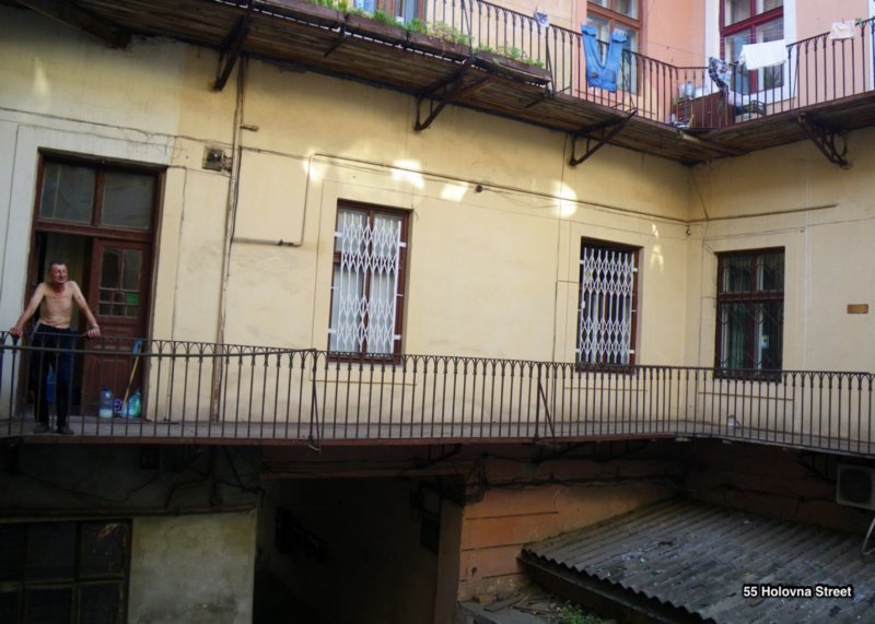 t062155_0.jpg